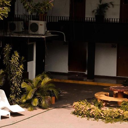 Hotel Gina Tecoman Bagian luar foto
