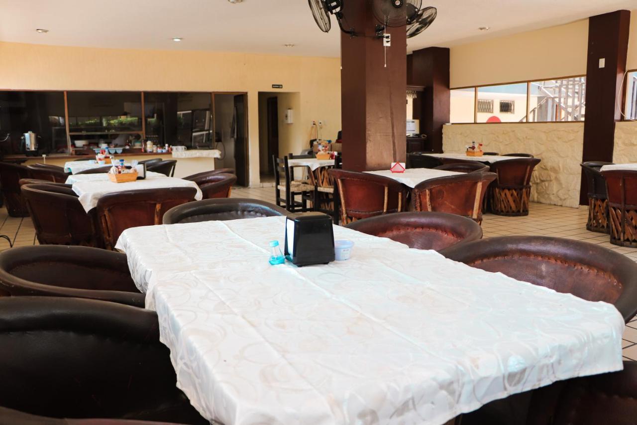 Hotel Gina Tecoman Bagian luar foto